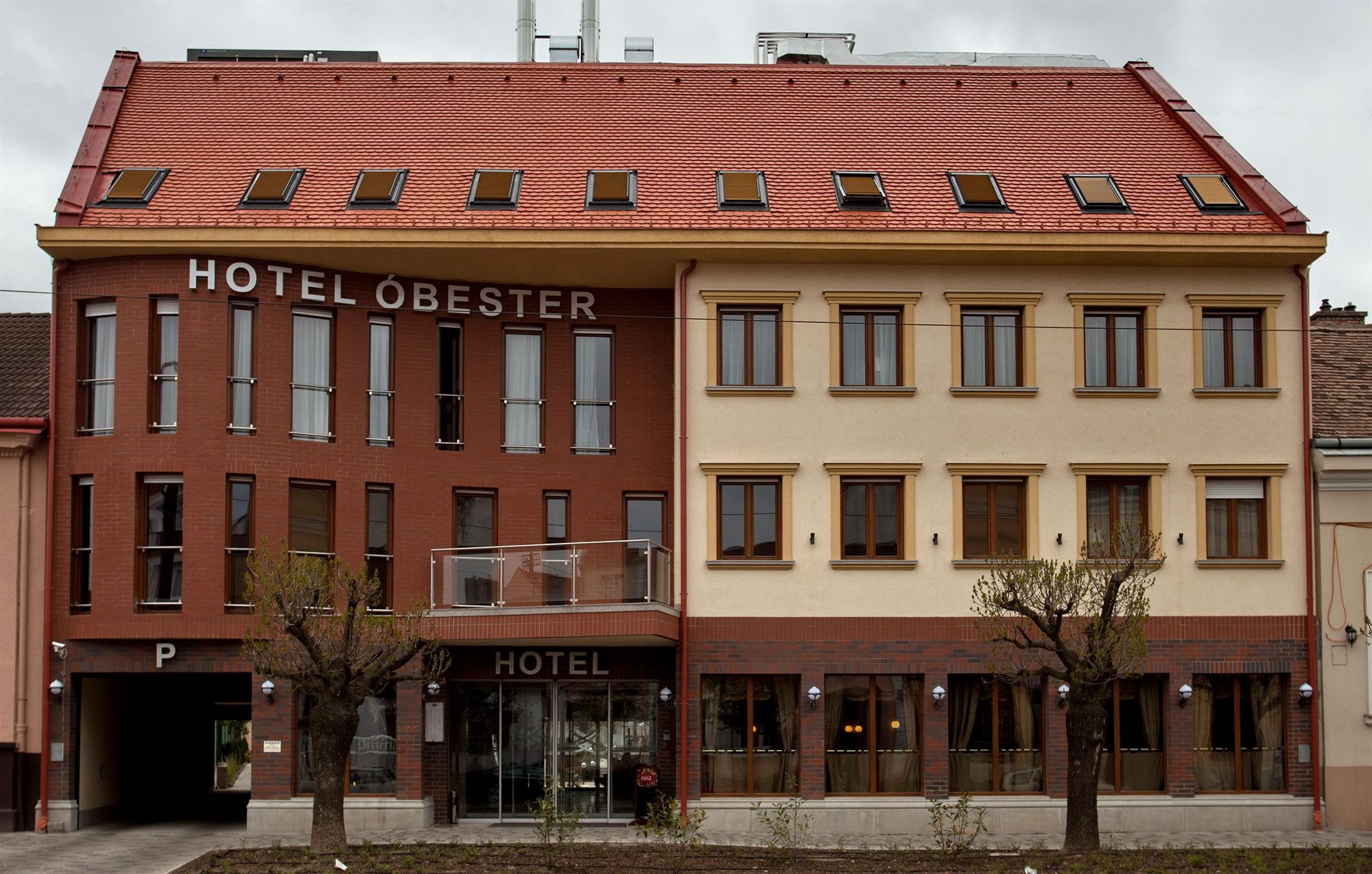 Hotel Obester Debrecen Eksteriør bilde